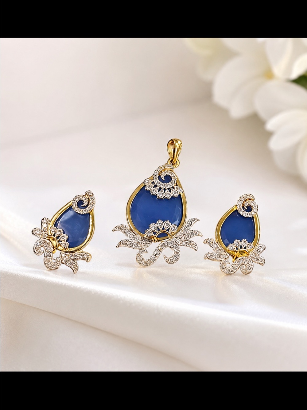 Elegant Blue Teardrop Necklace and Earrings Set - Gold-tone